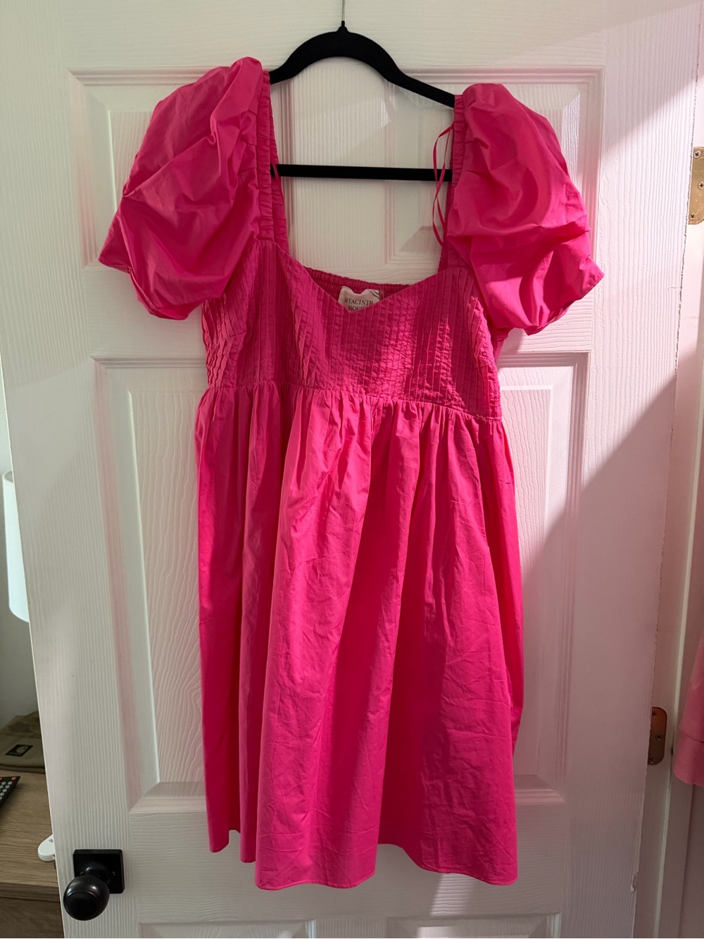 Women’s Puff-Sleeve Pink Smocked Casual Dress